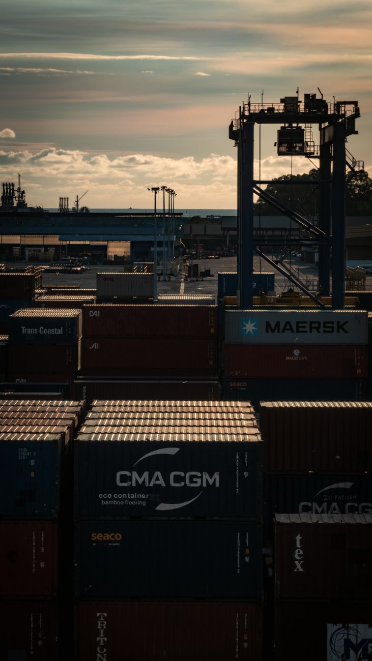 Agricultural trade and distribution warehouse